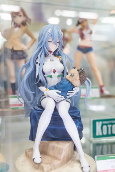 新世纪福音战士新剧场版 绫波零 ～深情目光～