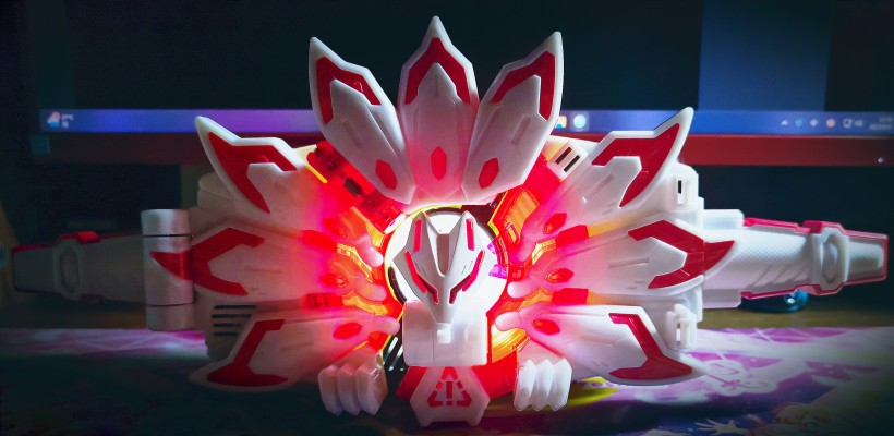 假面骑士极狐系列 DX推进器九代升级带扣