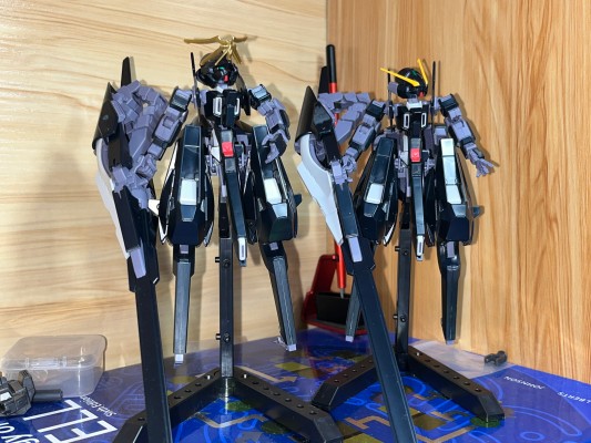 HG  机动战士Z高达外传RE-BOOT 巴扎姆