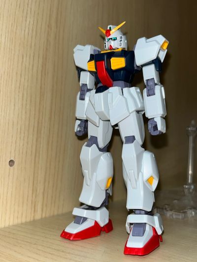 HGUC 机动战士Z高达 高达Mk-II(幽谷样式)
