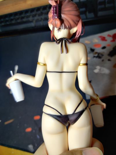 近视的姐姐 泳装