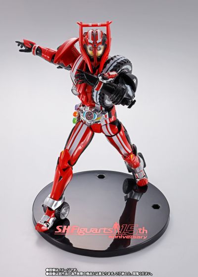 S.H.Figuarts 假面骑士驰骑 特莱多隆型  混合轮胎套装 -S.H.Figuarts15周年纪念版-