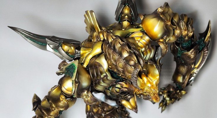 牙狼系列 换装铠甲与剧中道具第五作 心灭兽身牙狼与魔道指环扎尔巴战损版