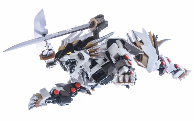 ZA 索斯机兽系列 村雨长牙狮