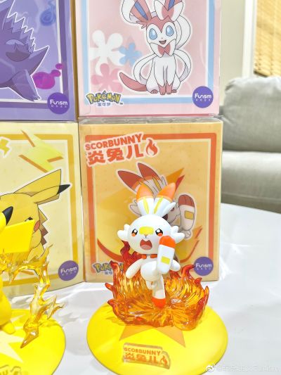 宝可梦小尺寸手办 炎兔儿款