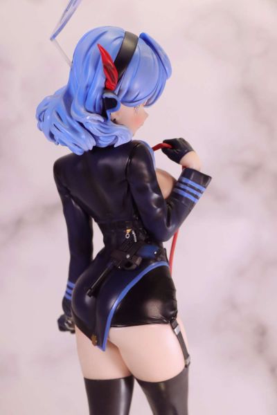 蔚蓝档案 天雨亚子 纪念大厅版