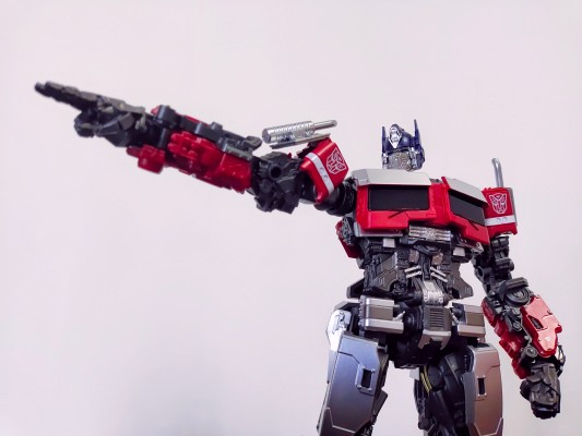 AMK系列 变形金刚：超能勇士崛起 擎天柱