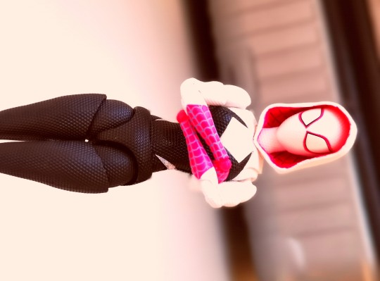 S.H.Figuarts  蜘蛛格温（蜘蛛侠：纵横宇宙）