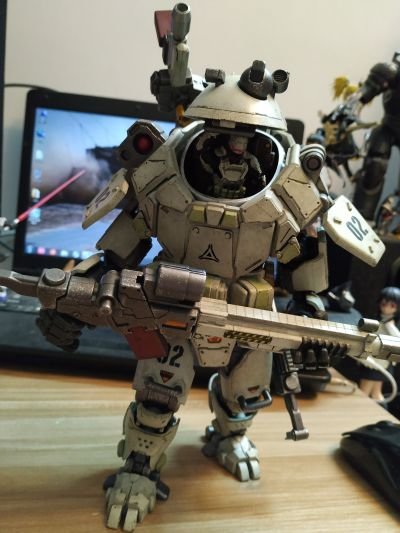 铁骸09 猎杀型机甲