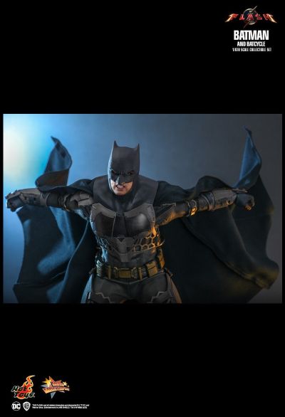 MMS705 闪电侠 蝙蝠侠 与 蝙蝠摩托