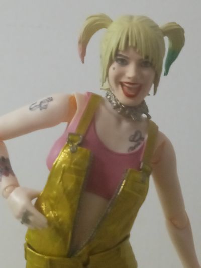 S.H.Figuarts 猛禽小队 哈莉·奎茵