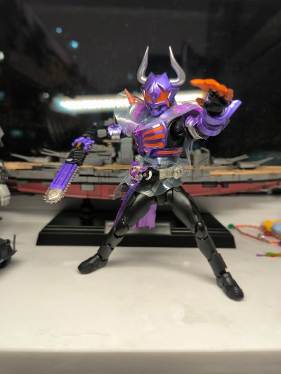 S.H.Figuarts  假面骑士霸牛 僵尸形态