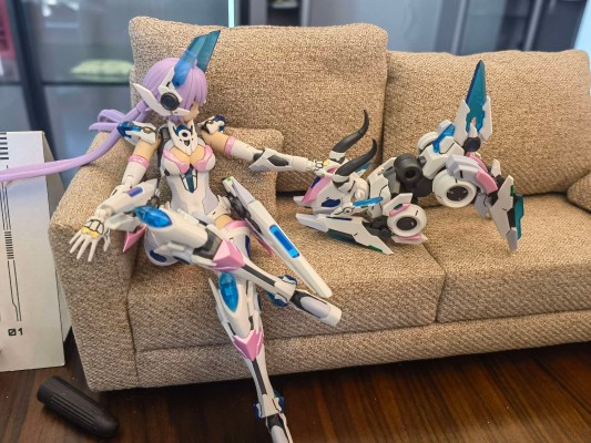 MG-07 诸葛亮·白泽