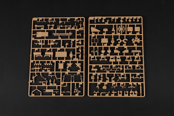 编号:85529 1/35 装甲车辆系列 俄罗斯S-350E“勇士”导弹防空系统