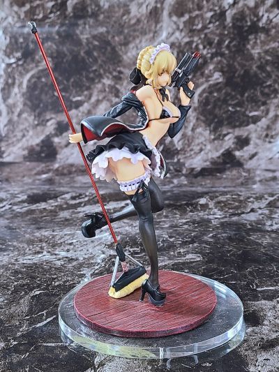 命运-冠位指定 阿尔托莉雅·潘德拉贡〔Alter〕 泳装女仆