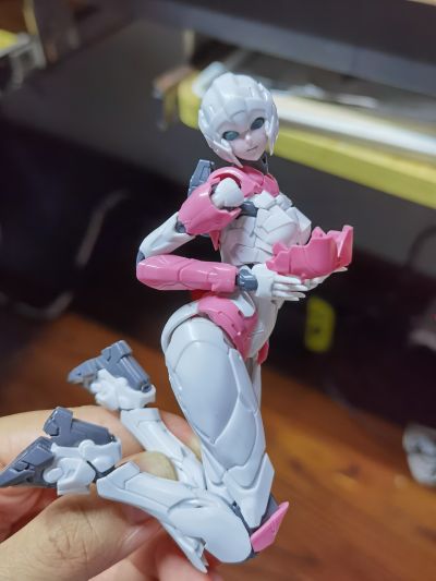 风雷模型   阿尔茜