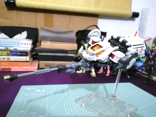 戴亚克隆 飞鹰变形突击兵（太空装备）