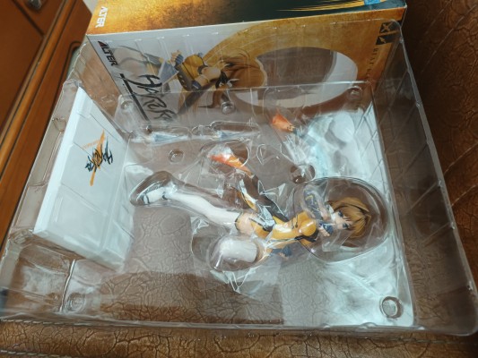 超昂闪忍遥 鷹守ハルカ