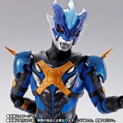 S.H.Figuarts 泰迦奥特曼 托雷基亚奥特曼 -S.H.Figuarts15周年纪念版-
