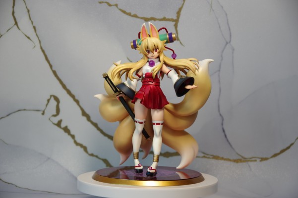 ExcellentModel 神罗万象巧克力 白面金剛九尾伊子娜