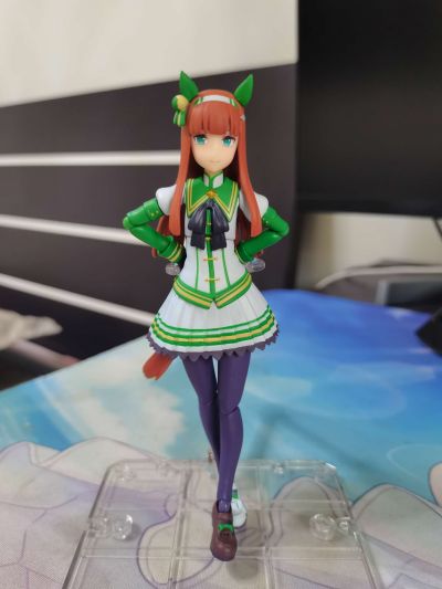 赛马娘 里见光钻