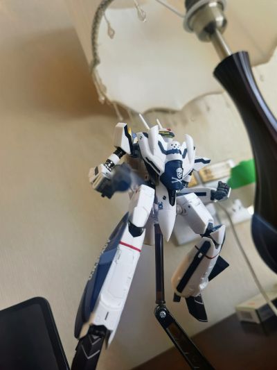 HI-METAL R 超时空要塞ZERO  VF-0S 凤凰（罗伊‧福克专用机）