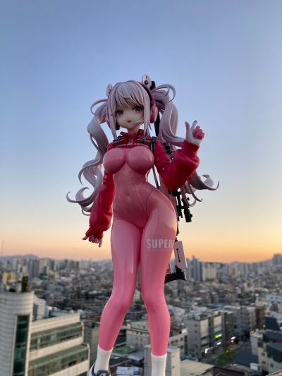 胜利女神：妮姬 爱丽丝