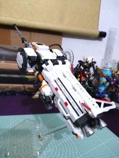 戴亚克隆 飞鹰变形突击兵（太空装备）