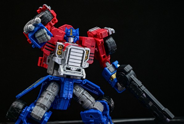 变形金刚传世系列  TL-48 擎天柱（变形金刚之雷霆舰队）