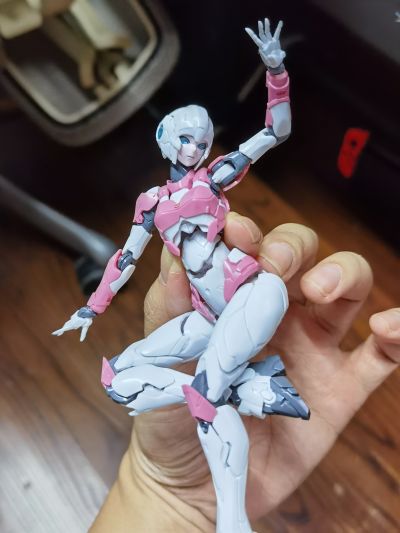 风雷模型   阿尔茜