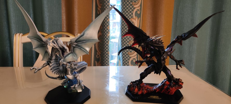 AWM 游戏王 怪兽之决斗 青眼白龙 全息版