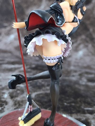 命运-冠位指定 阿尔托莉雅·潘德拉贡〔Alter〕 泳装女仆