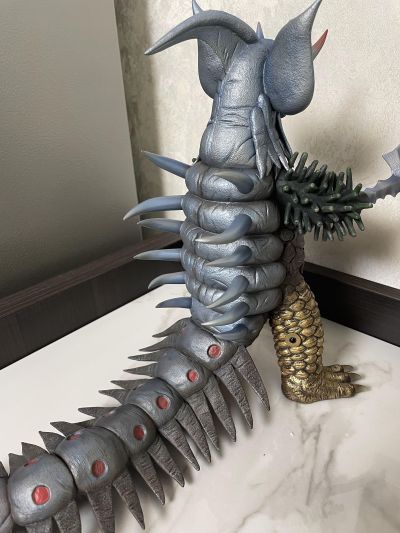 大怪兽系列 泰罗奥特曼 泰兰特（新配色） 发光版