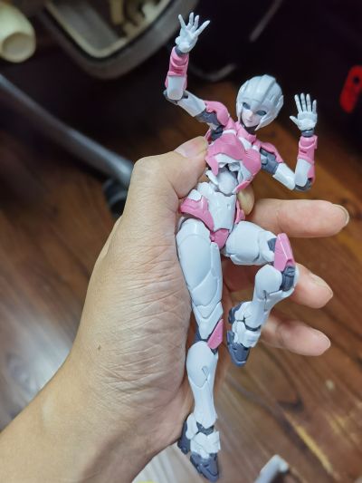 风雷模型   阿尔茜