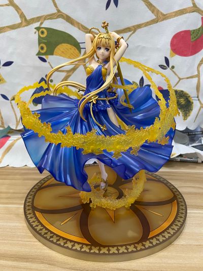 刀剑神域 爱丽丝 水晶礼服