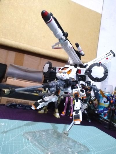 戴亚克隆 飞鹰变形突击兵（太空装备）