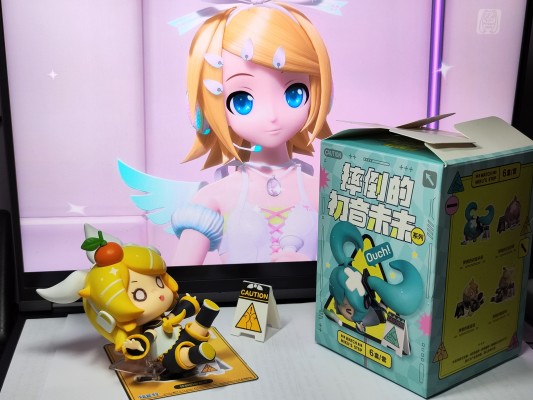 摔倒的初音未来系列 迷你手办