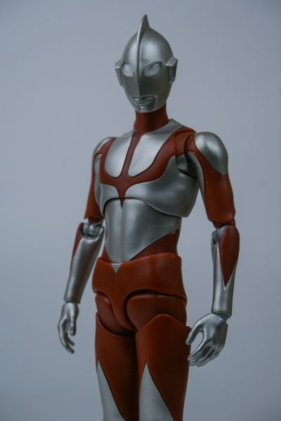 S.H.Figuarts 新·奥特曼 冒牌奥特曼