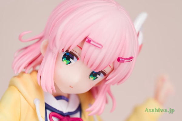 街角魔族 千代田桃 制服版