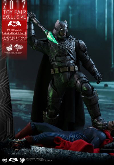 MMS417 蝙蝠侠大战超人：正义黎明 装甲蝙蝠侠 (战损版)