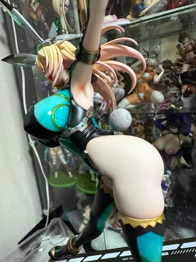 轨道少女 ENTRY NO.01 菲欧娜·满月