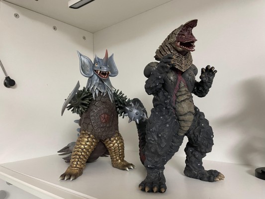 大怪兽系列 泰罗奥特曼 泰兰特（新配色） 发光版