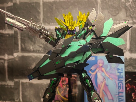 RG 机动战士高达UC RX-0[N] 独角兽高达2号机 报丧女妖·命运女神(最终决战样式)