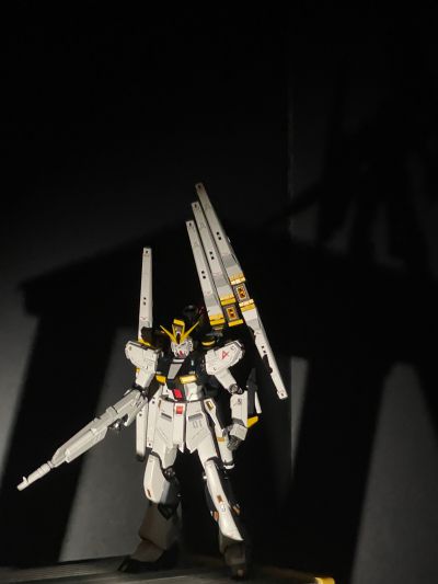 METAL ROBOT魂 ＜机动战士系列＞  Nu高达（双浮游炮装备型）