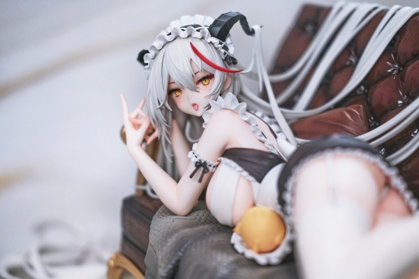 碧蓝航线 埃吉尔 港区的龙女仆