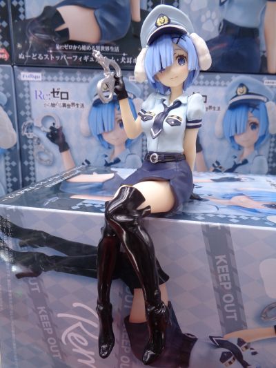 压泡面 Re：从零开始的异世界生活 雷姆 狗狗耳警官