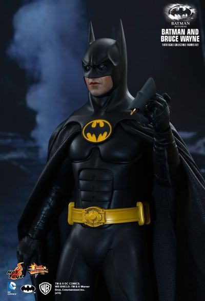 MMS294 蝙蝠侠归来 蝙蝠侠+布鲁斯·韦恩 珍藏人偶套装