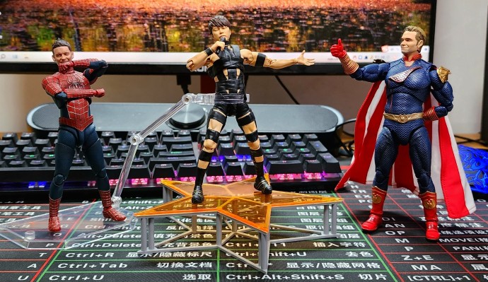 MAFEX 编号151 黑袍纠察队 祖国人