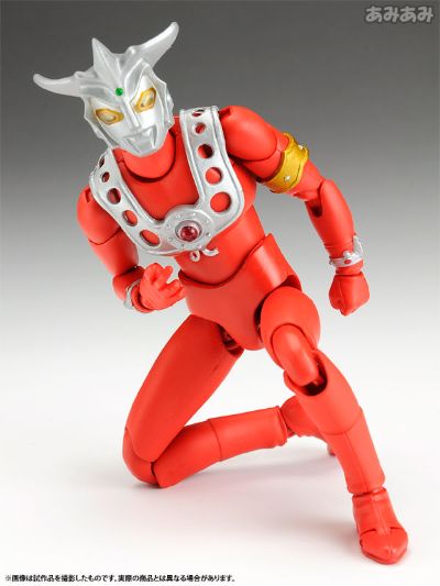 ULTRA-ACT 雷欧奥特曼（2011年发售）