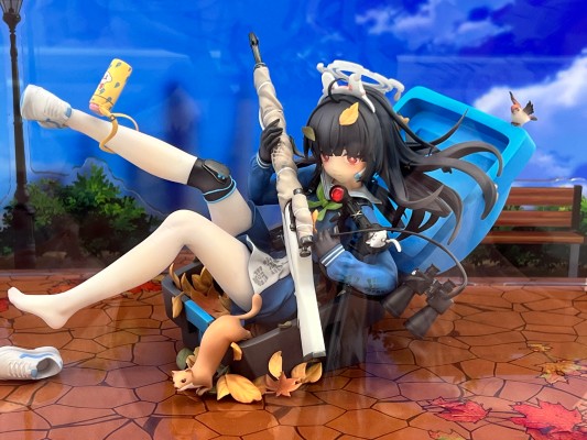 蔚蓝档案 霞泽美游 小心谨慎的观察